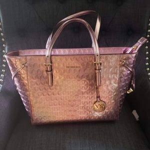 Michael Kors Metallic Voyager tote [TRADE]